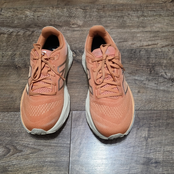 New Balance  Fresh Foam 880 Orange Sneaker Women Size 9D - Picture 5 of 11
